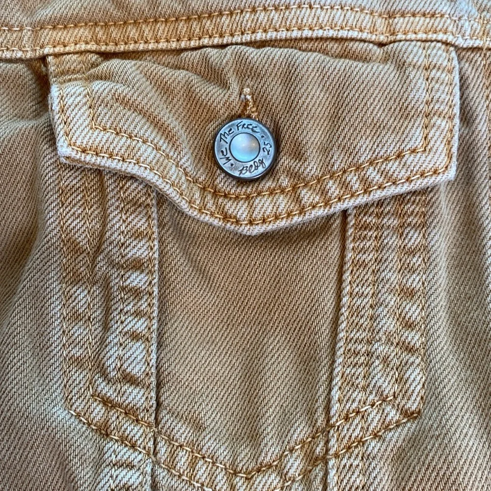 Free People Rumors Denim Jacket Warm Sands Womens Small - Picture 8 of 12